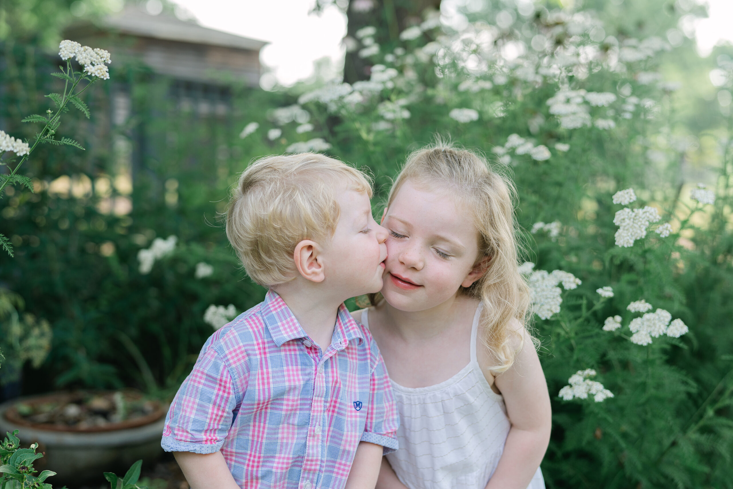 Barrington Hall Photo session siblings